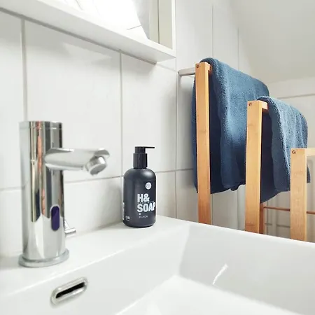 Appartement Grosse 55 Qm Familien- Geschaefts- Monteurwohnung, 24 Std Check-in, Parkplatz, 5 Personen, 3 Schlafzimmer, Wlan